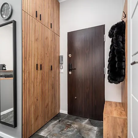 Zlota Centre, Sun & Snow Warsaw