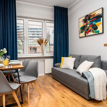 Zlota Centre, Sun & Snow Apartment Warschau