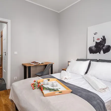 Sun & Snow, Zlota City Centre Apartamento *