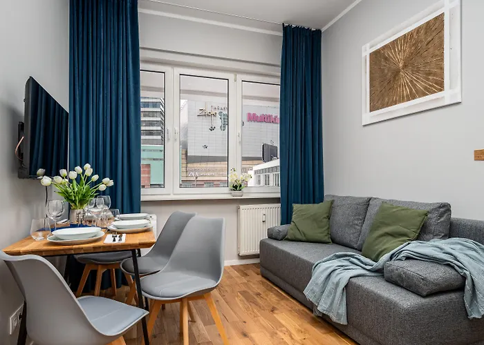 Zlota Centre, Sun & Snow * Varsovia