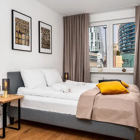 Zlota Centre, Sun & Snow Апартаменты Варшава